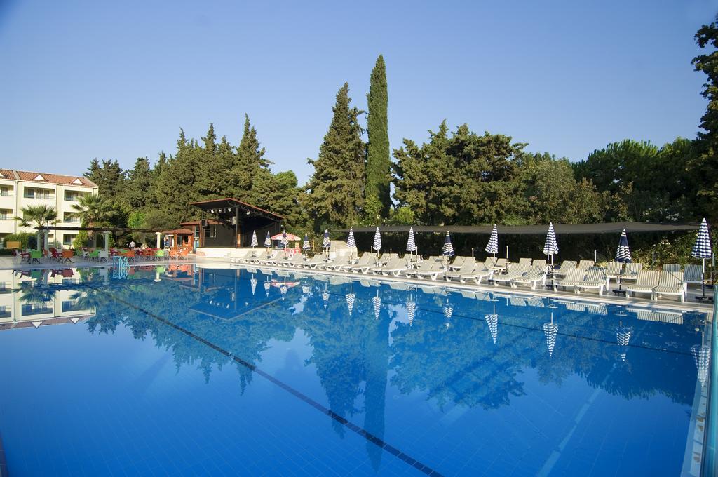 La Santa Maria Hotel Kusadası Esterno foto