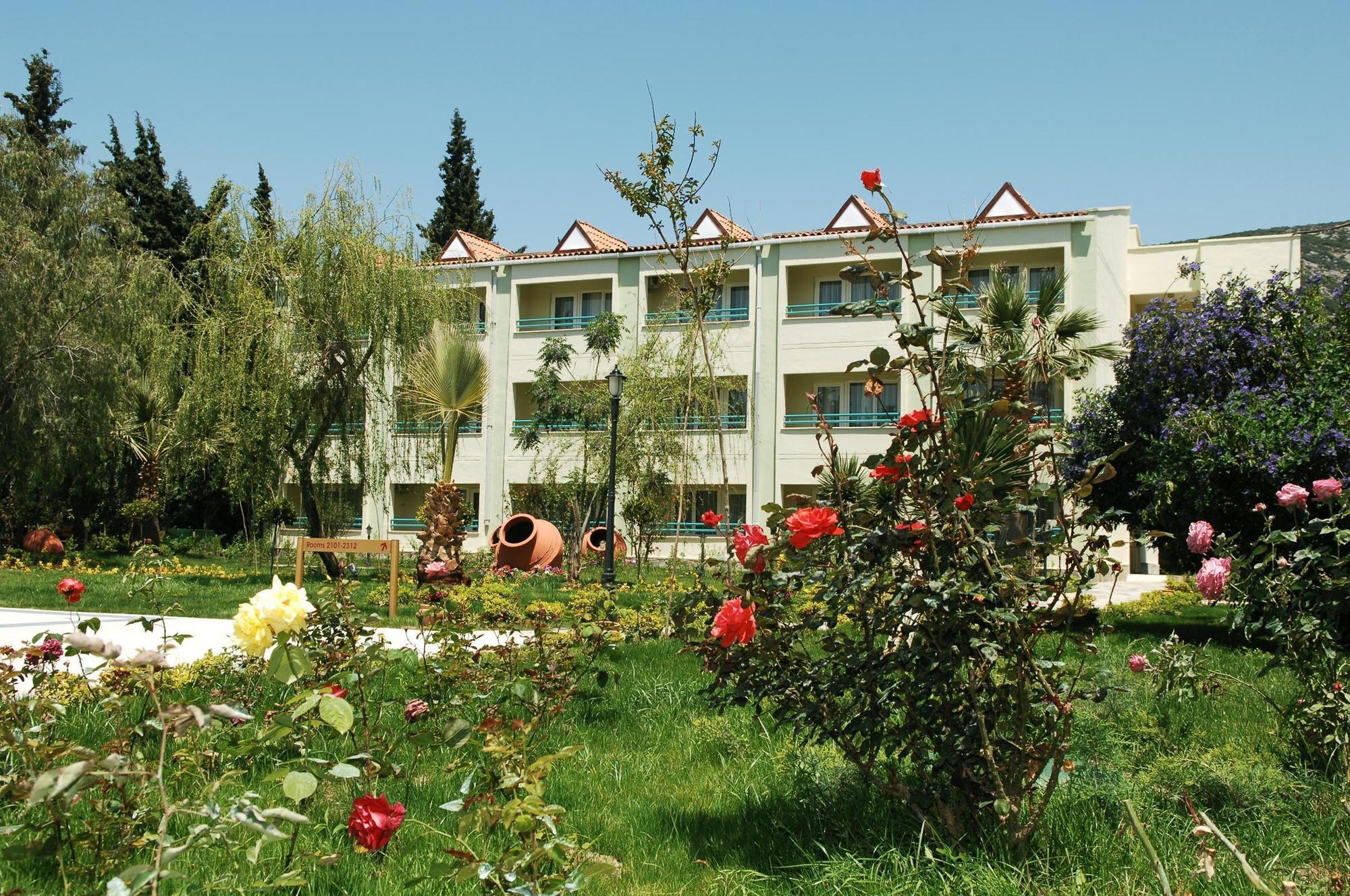 La Santa Maria Hotel Kusadası Esterno foto