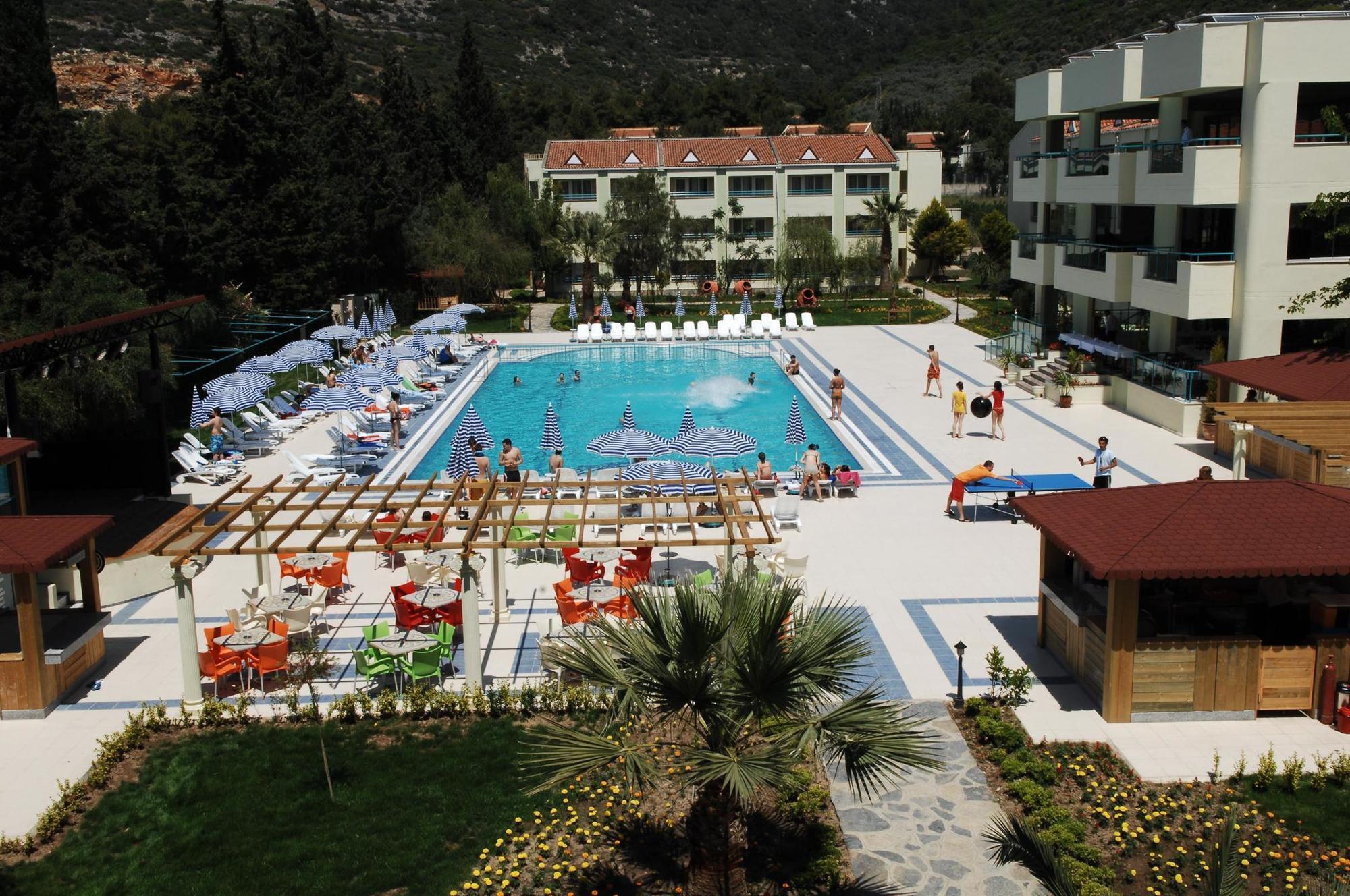 La Santa Maria Hotel Kusadası Esterno foto