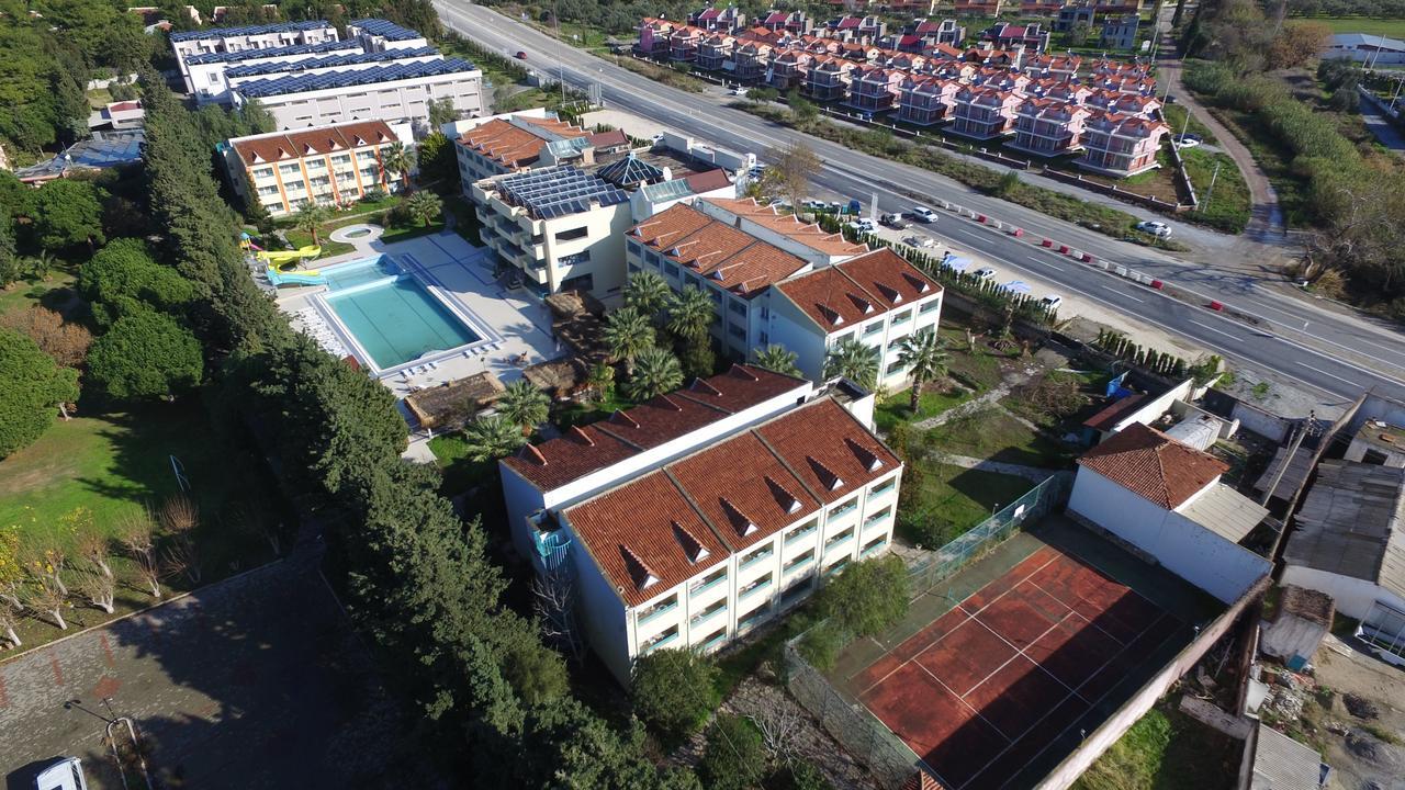 La Santa Maria Hotel Kusadası Esterno foto