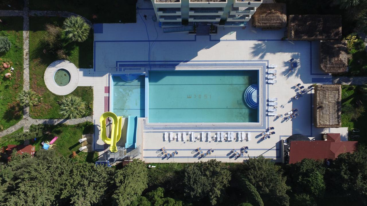 La Santa Maria Hotel Kusadası Esterno foto