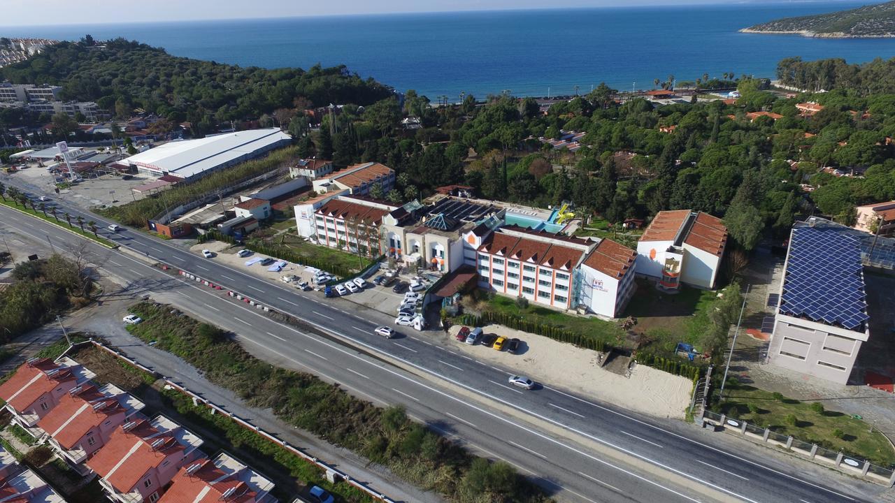 La Santa Maria Hotel Kusadası Esterno foto