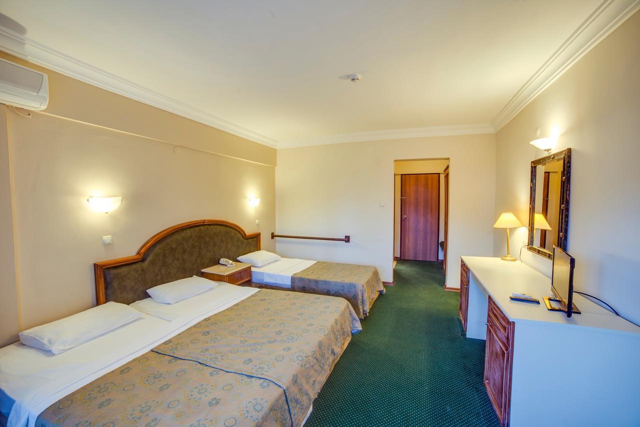 La Santa Maria Hotel Kusadası Esterno foto